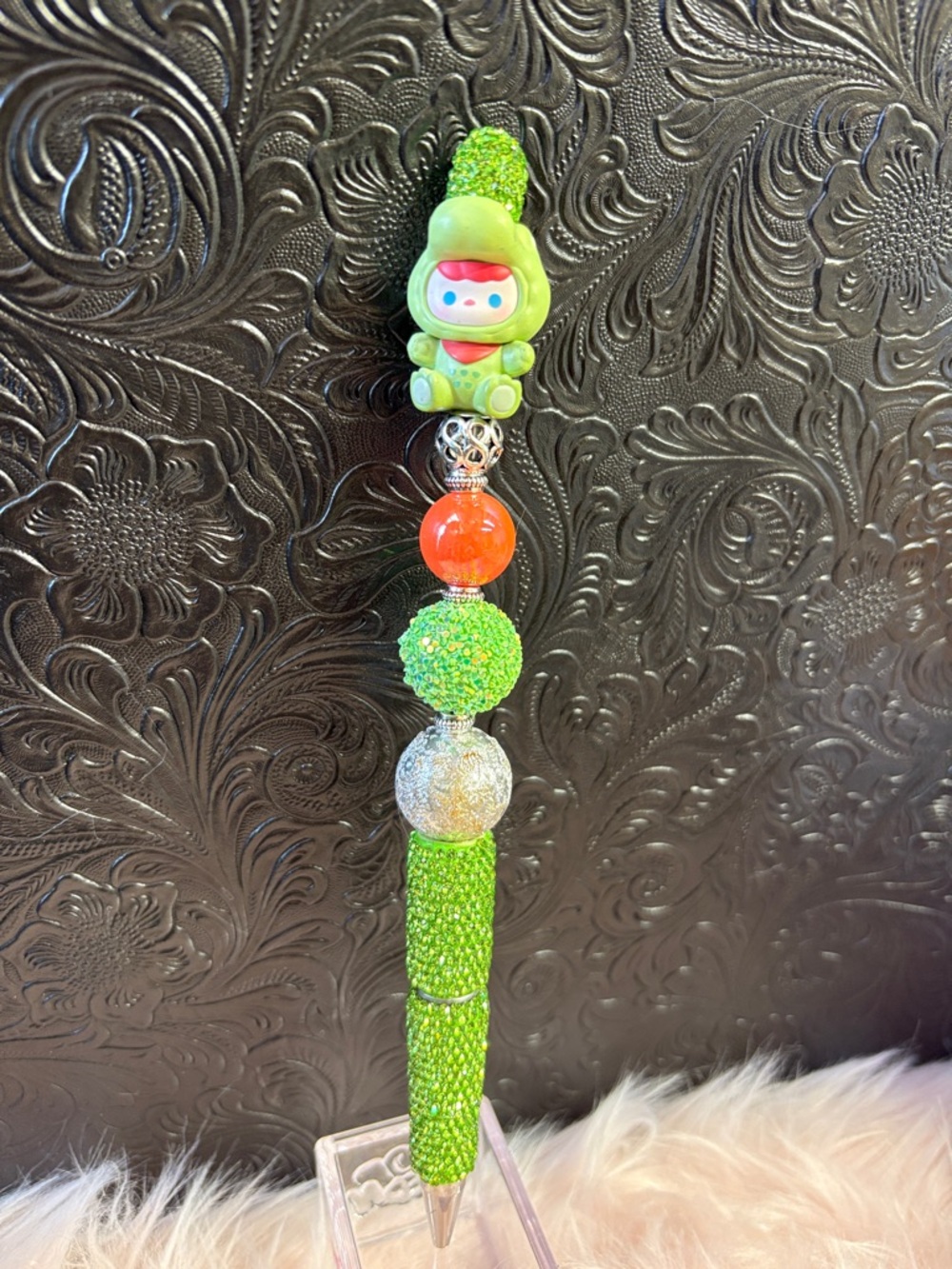 Custon POPBEAN pen comes with extra ink. PUCKY